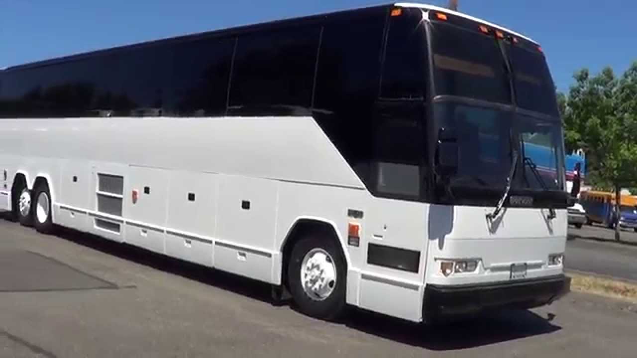 Northwest Bus Sales Used 2000 Prevost H3-45 56 Passenger Motor Coach - C13638
