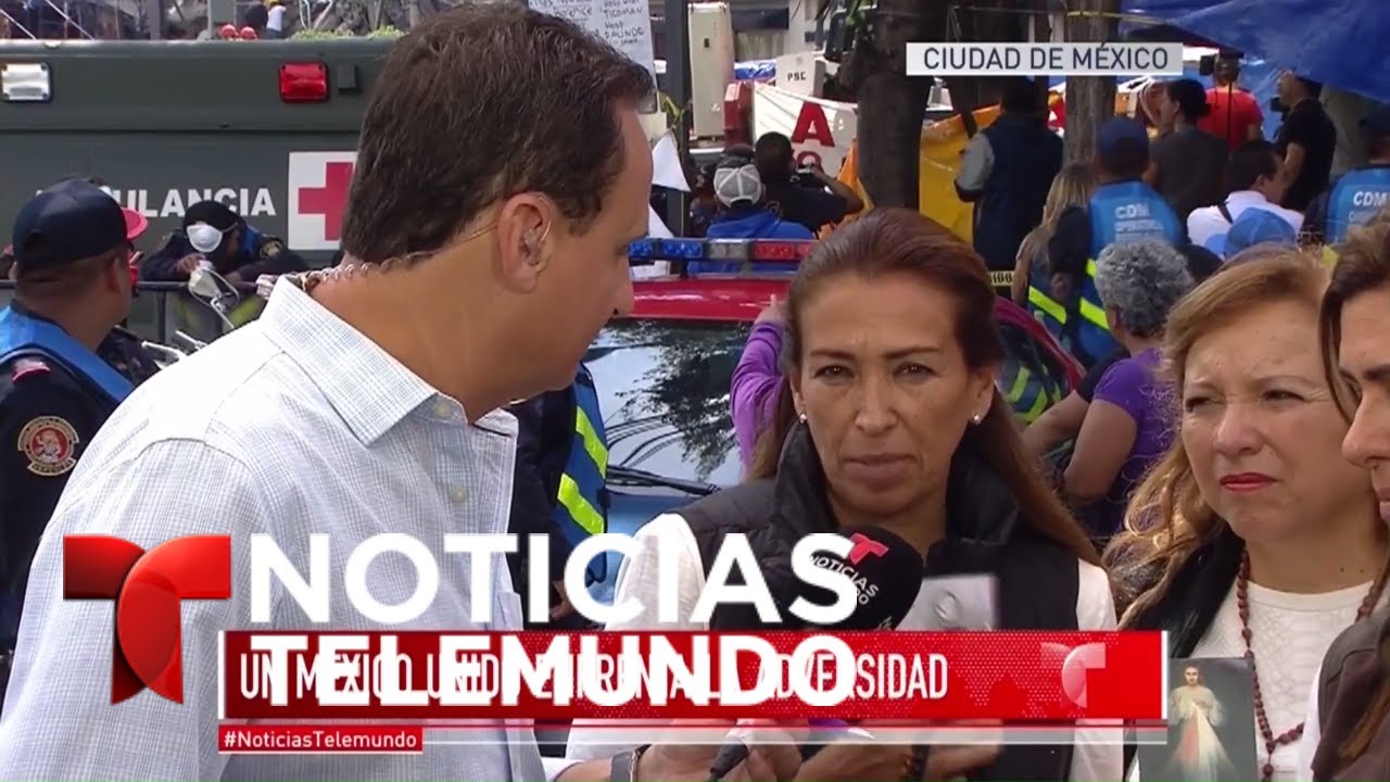 Consuelo espiritual: voluntarias reparten rosarios en locales de rescate | Noticiero | Telemundo