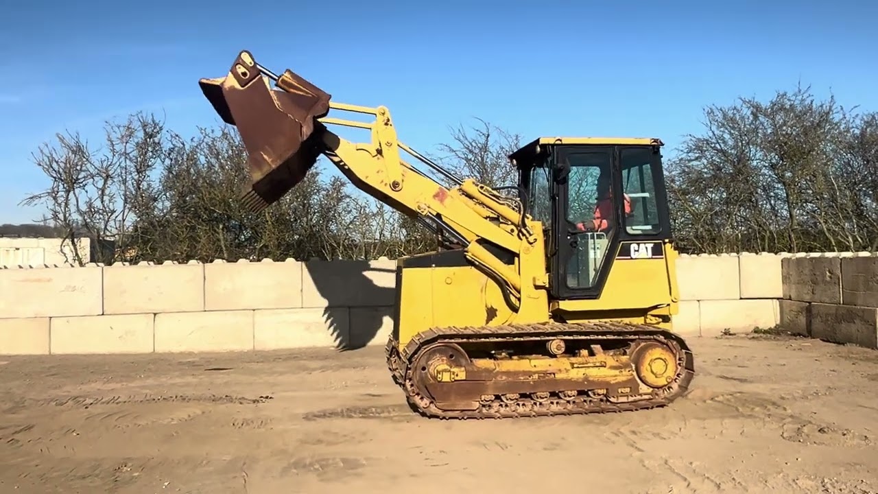 Caterpillar 939 (Only 5953hrs)