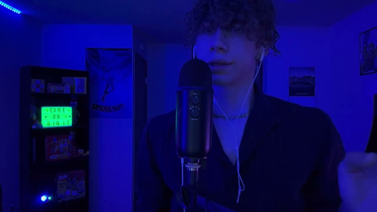 BEST ASMR FINGER LIGHTS AND MOUTH SOUNDS FOR AMAZING TINGLES