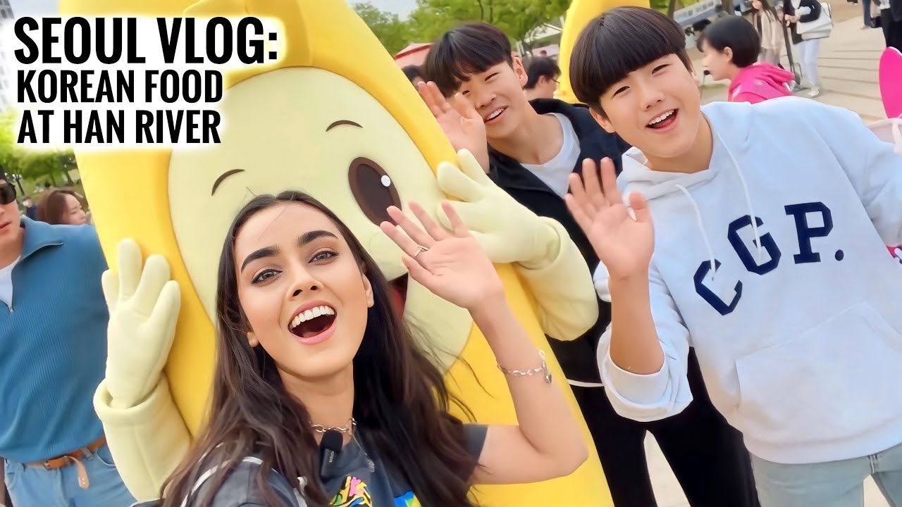SEOUL VLOG: South Korean Street Food at the famous Han River😍 | Sakshma Srivastav