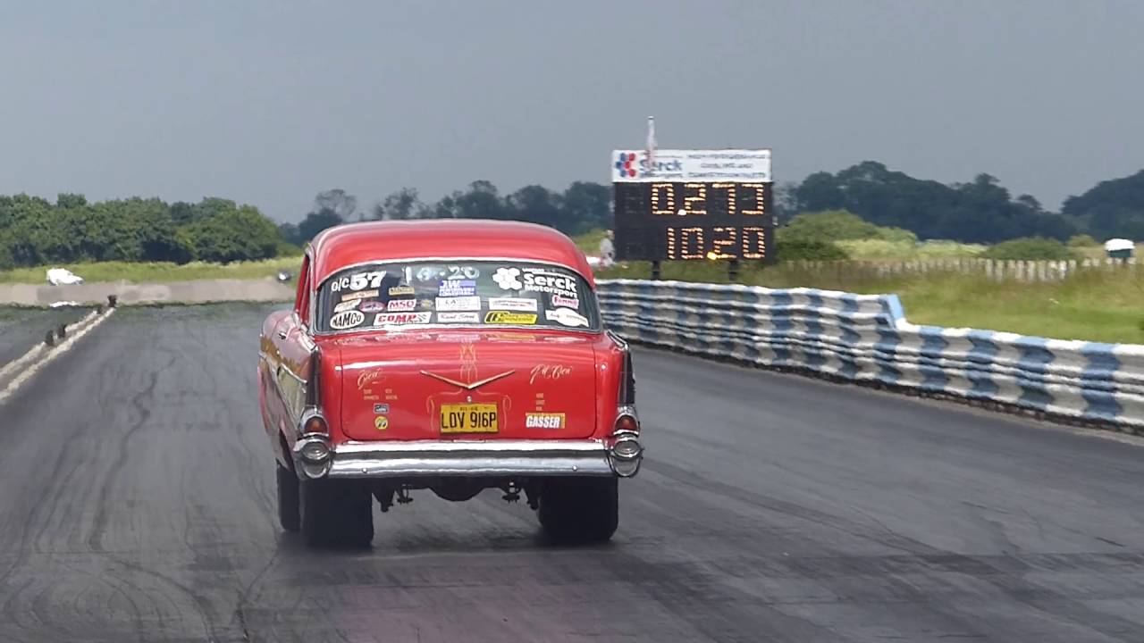 NSRA Nostalgia Nationals Shakespeare County 2016  Off the start line.