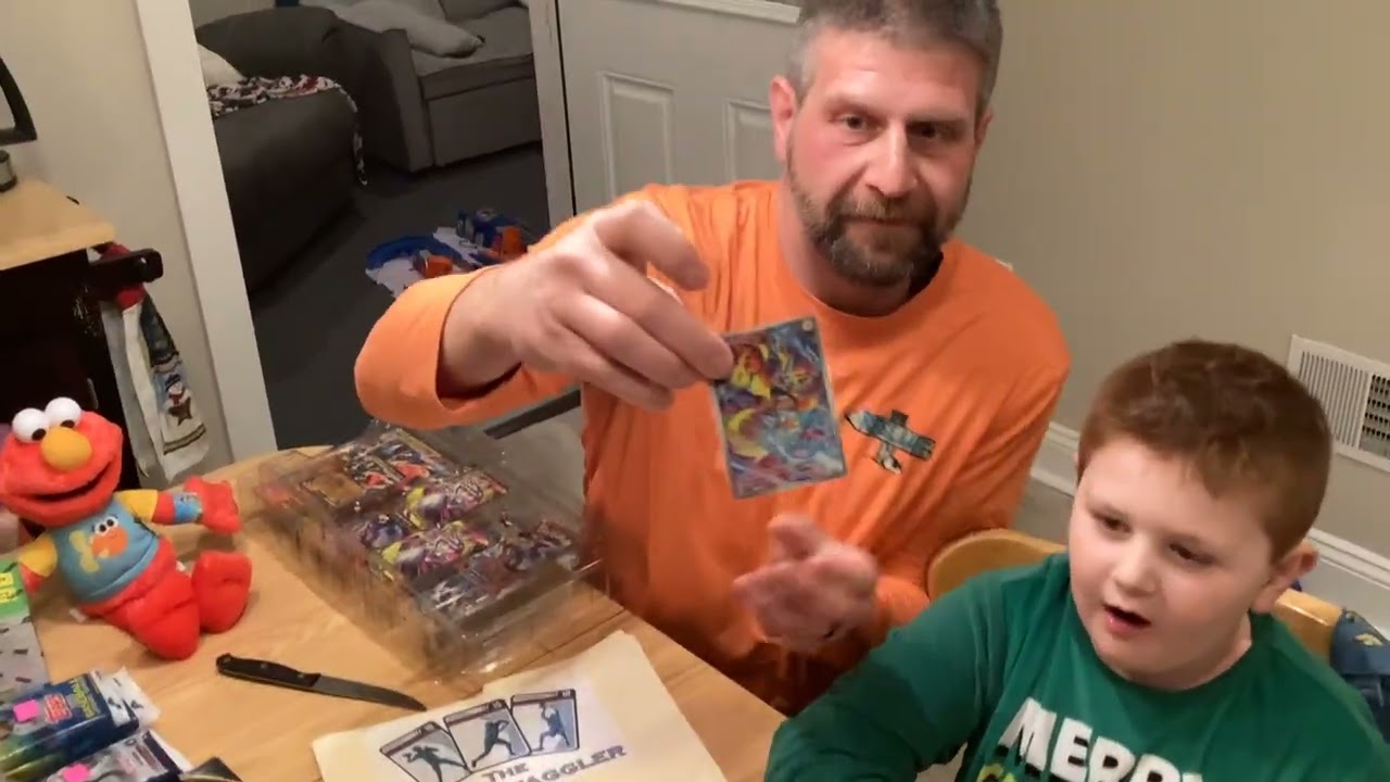 Swagglers open Mega Lucario Ex bundle