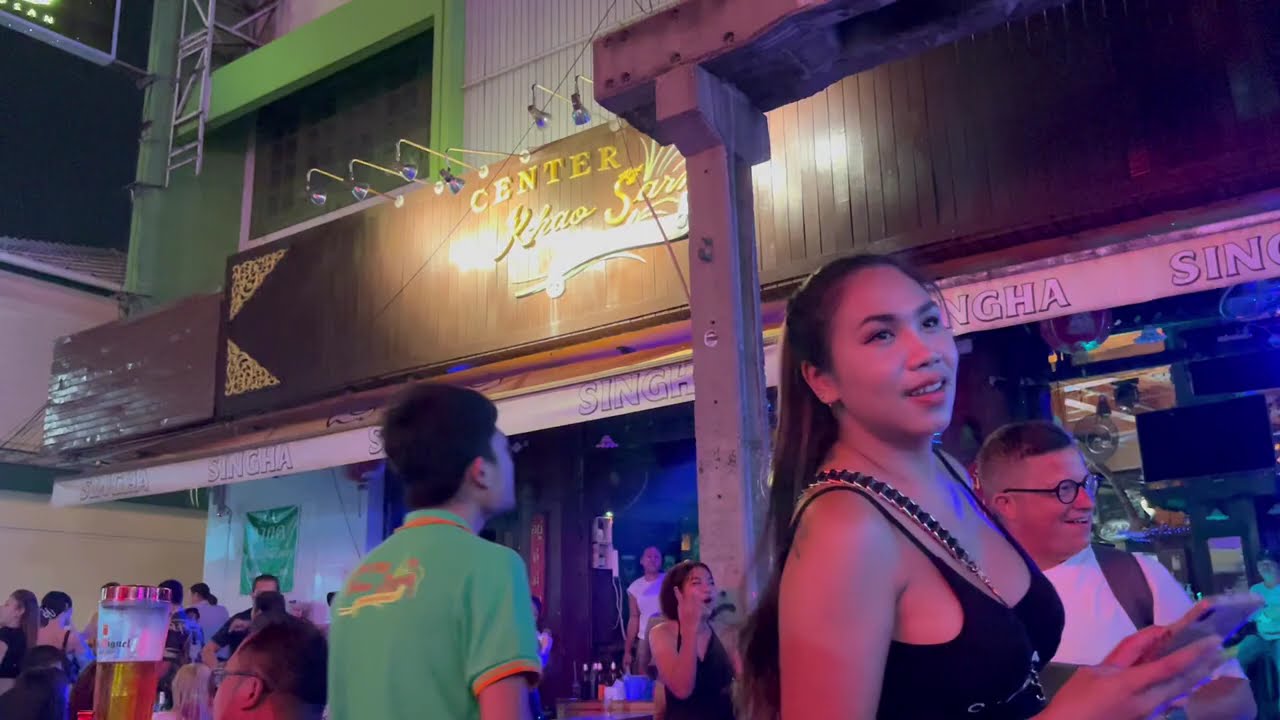 KHAOSAN ROAD Night Life in bangkok