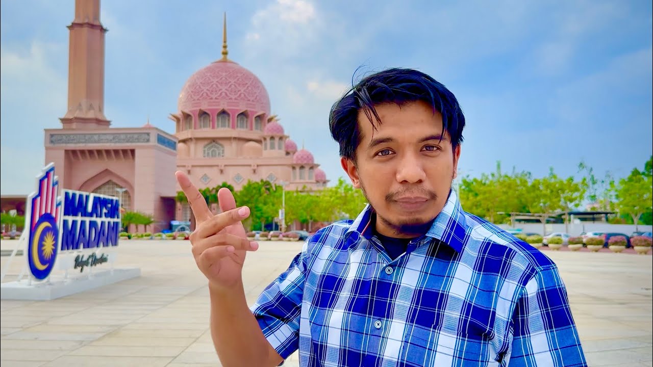 Это единственная в мире розовая мечеть? Малайзия 🇲🇾