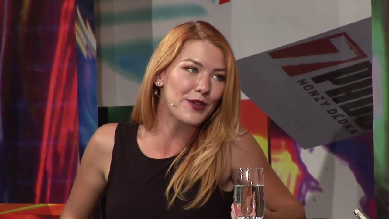 3. Debbi (8. 8. 2017, Malostranská beseda) - 7 pádů HD