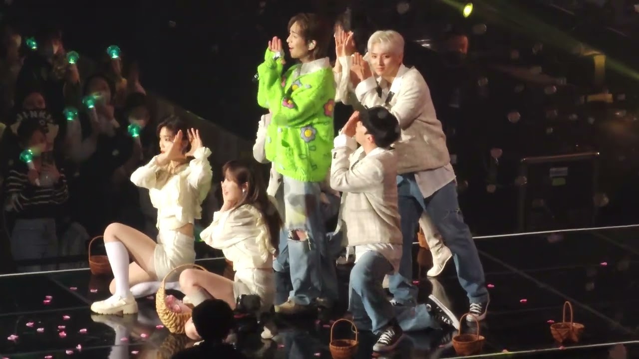 230305 ONEW 1st CONCERT O-NEW-NOTE Seoul D3 Sign 직캠 FanCam 4K