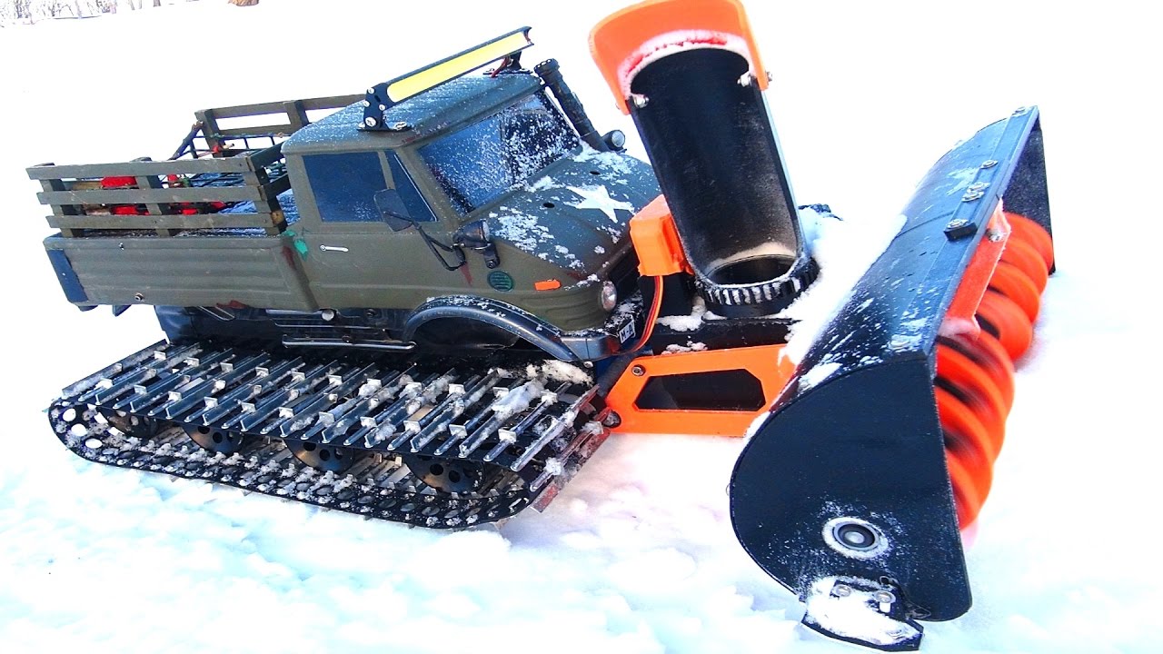 RC ADVENTURES - Snow Machine doing Work! This Uni-Blower is SUPER COOL!