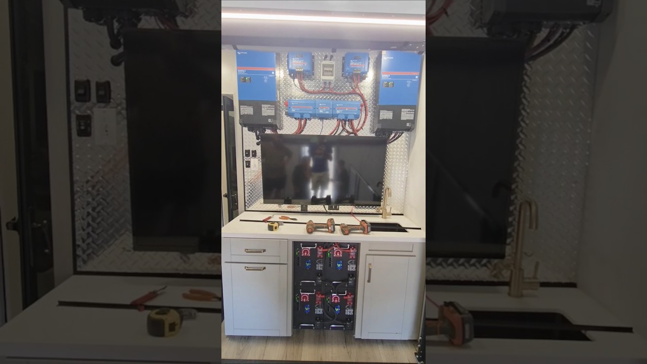 4100 watts on a Brinkley Z3400 #rvlife #rvsolar