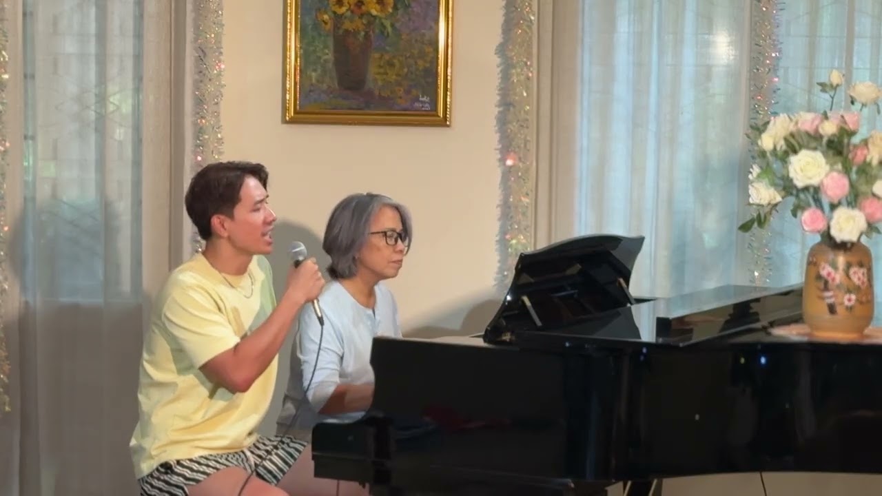 MÙA ĐÔNG CỦA ANH (Trần Thiện Thanh) - mẹ đệm đàn cho con trai tập hát
