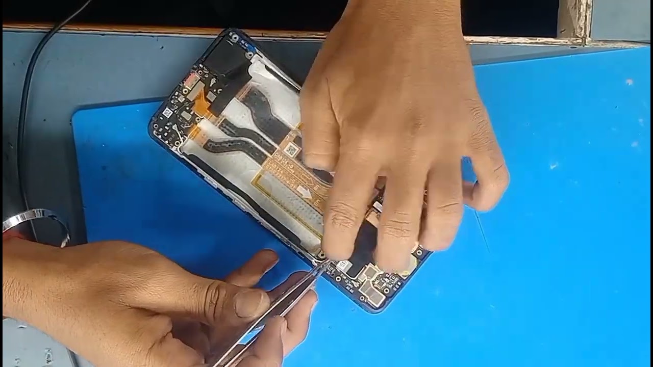 Realme GT 2 on off strip replace .........agar aap ko koi bhi sayata chaiye to comment kare #repair