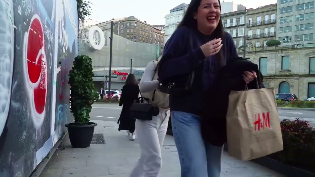 No one saw me there 😂 Bushman prank#happy #prank #fouryou #funny #comedy #cute #funnyprank