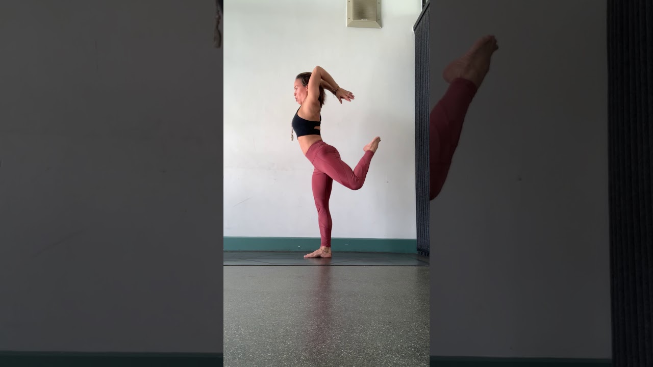 Yoga With Zaz - Level Up Your Yoga - How to do Dancers' pose PLUS how to flip your grip