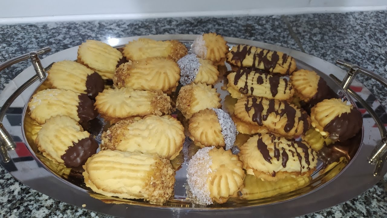 وصفة ناجحة لبيتي فور المحلات الهش بطريقة سهلة وببيضة واحدة كمية وفيرة | Petits fours