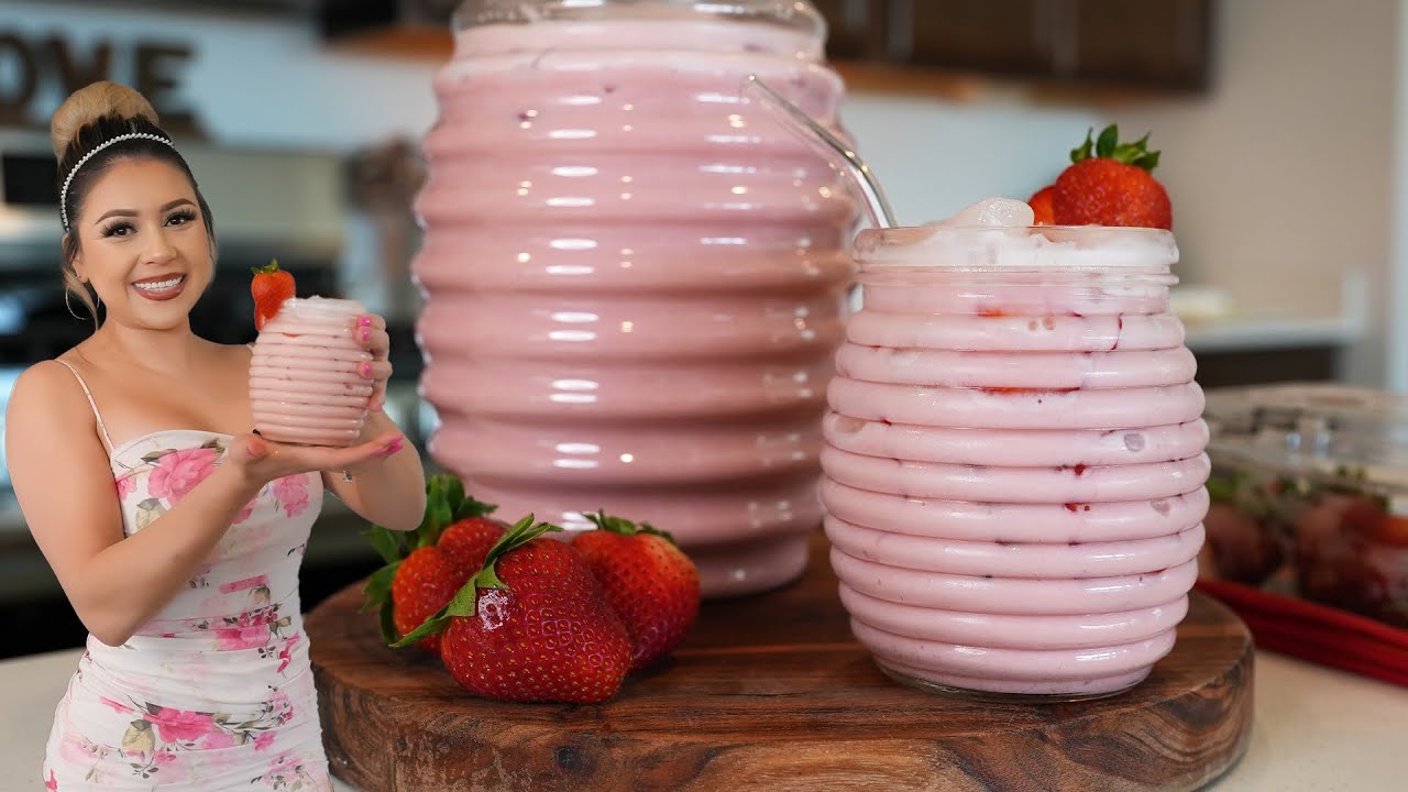 How to Make the Best STRAWBERRY HORCHATA, so CREAMY and REFRESHING