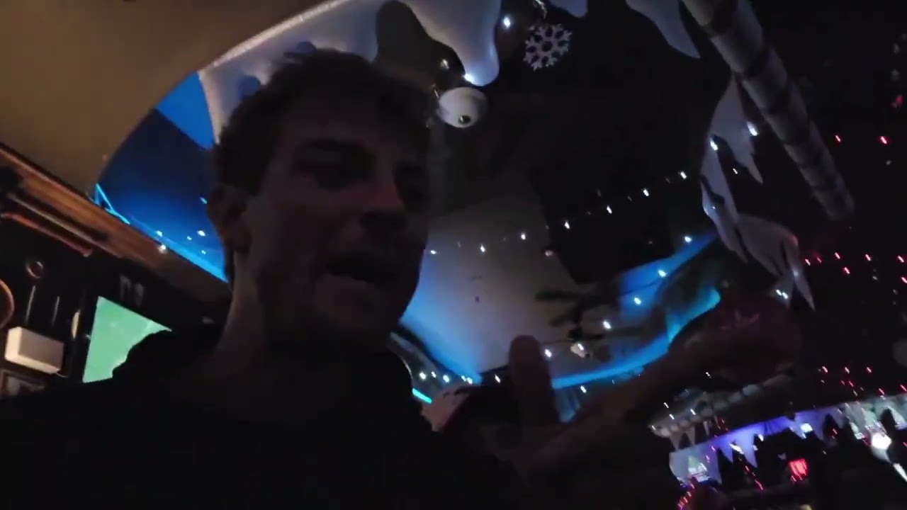 Kick streamer Sweatergxd gets knocked out at the club for calling someone the f-slur and hitting hi