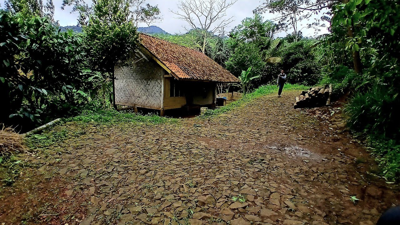 ASLI SUNDA ! KEMPUNG TRADISIONAL KHAS SUNDA BIKIN TENANG