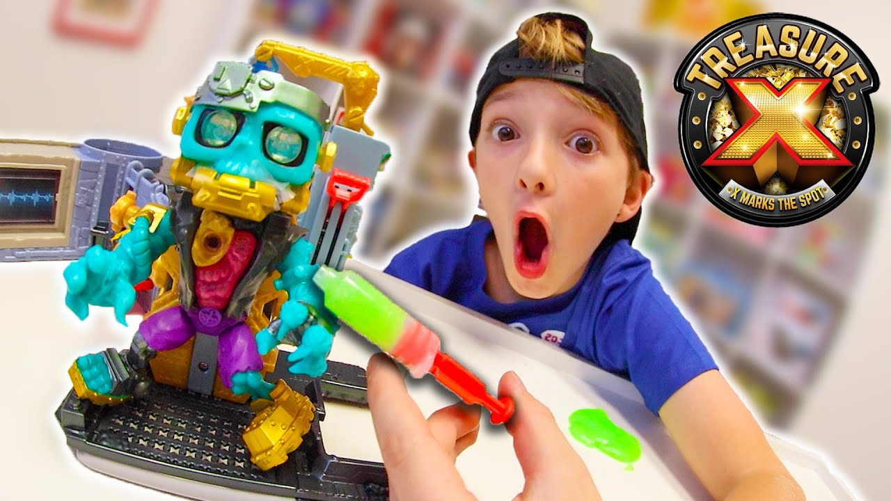 Father & Son ULTIMATE SCARY MONSTER! (Treasure X Experiment!)