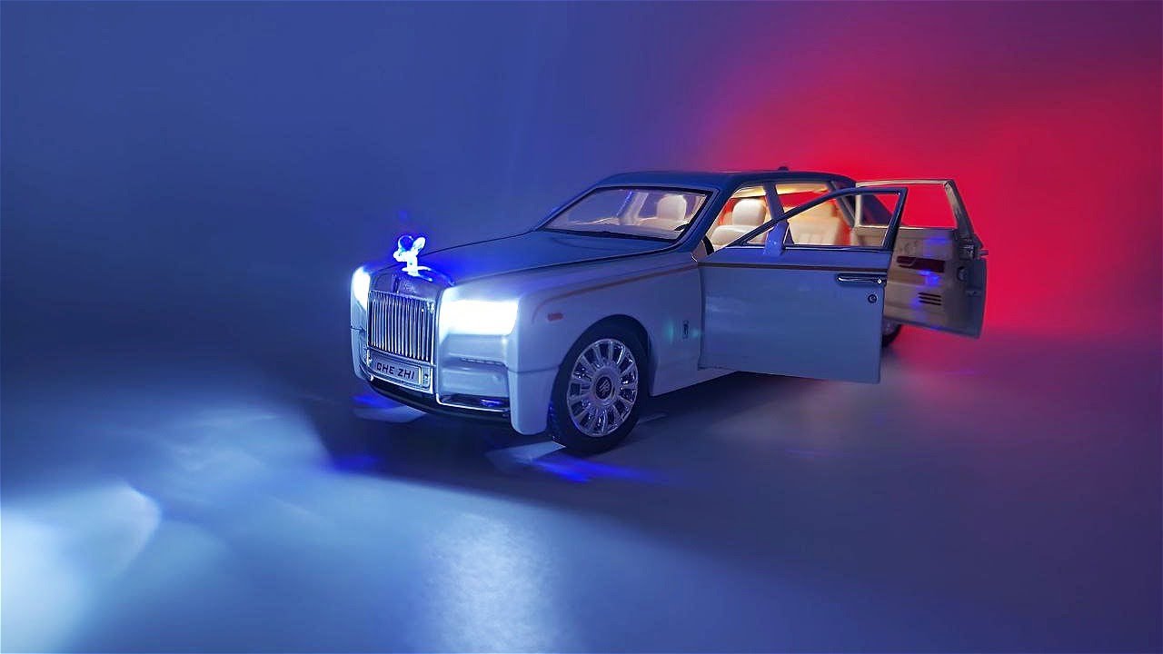 Rolls Royce Phantom Diecast Model 1:24- Chezhi