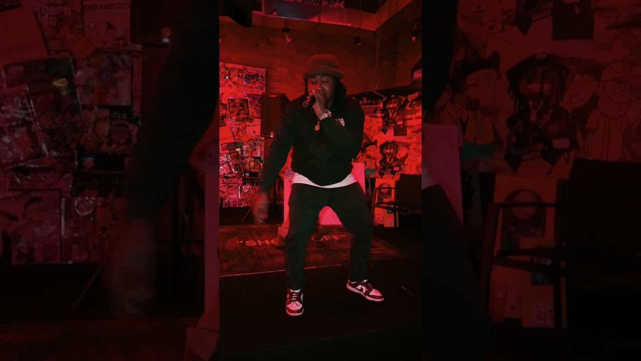 ONLY US-FREESTYLE FT. OCHO GR8 X KRAYZE WHITE 