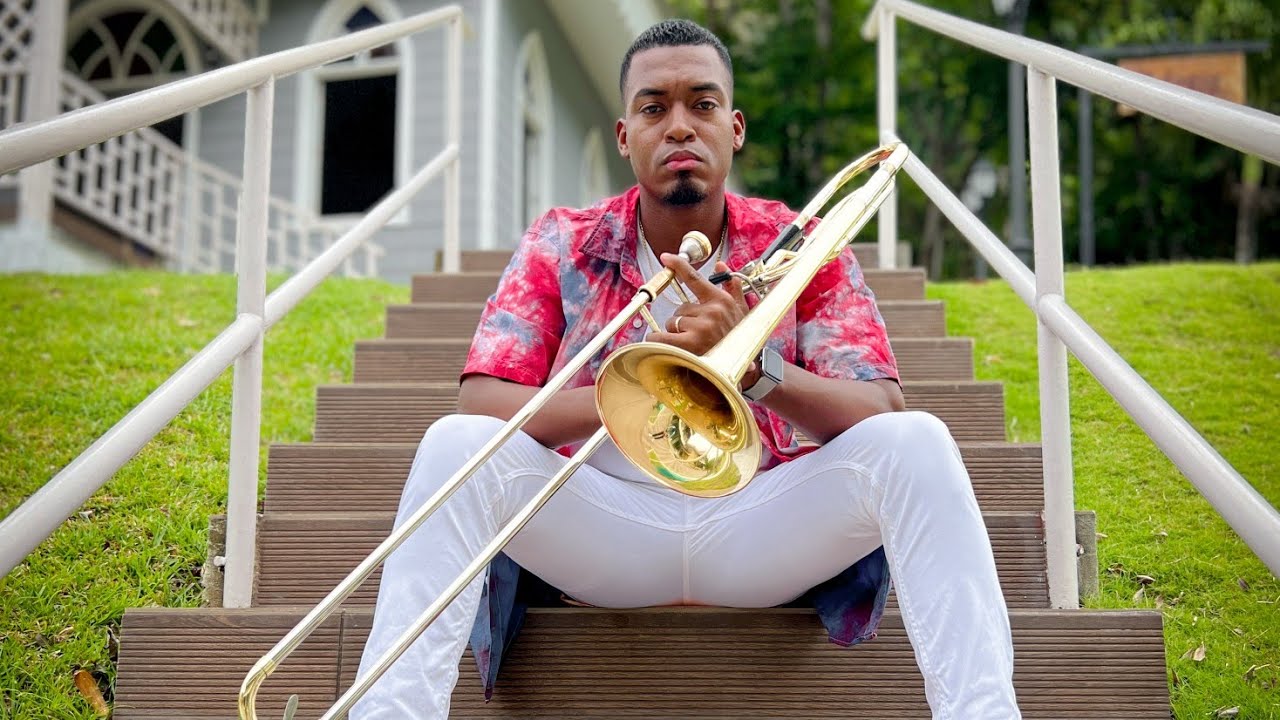 John McCarthy - Ponte en Talla (Oficial Video)