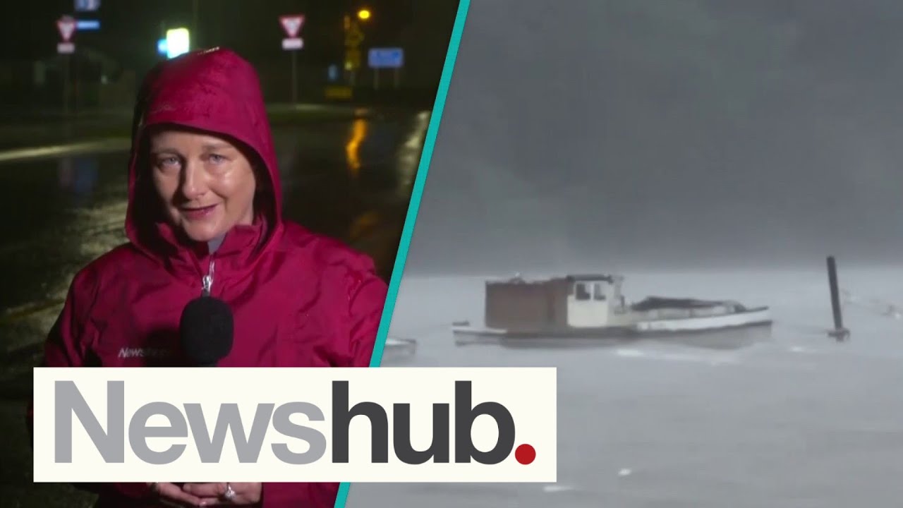 'Like standing next to a hydro dam': Cyclone Gabrielle ramps up in Coromandel | Newshub