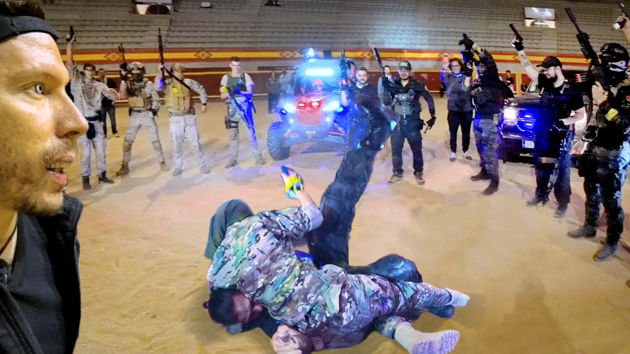 Los SOLDADOS nos DESAFIAN a un COMBATE - Survival Zombie