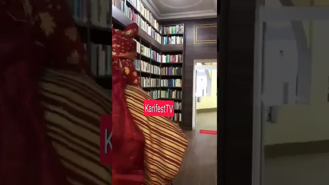 EMIR SANUSI DETHRONED, LEAVES THE PALACE IN STYLE.