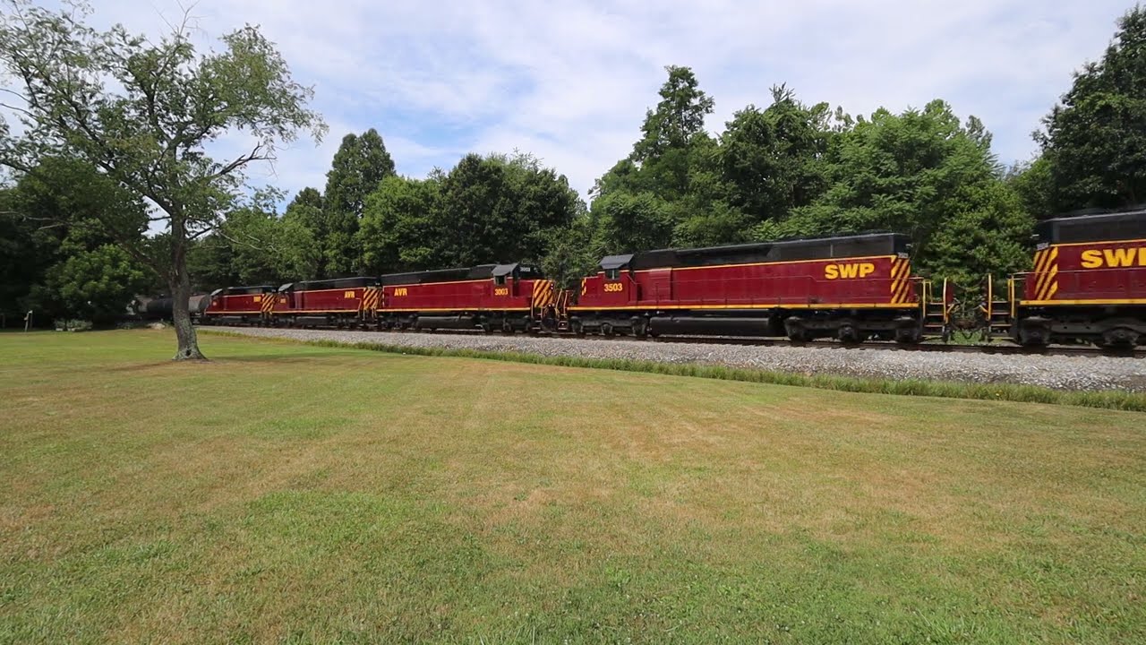 PUMP UP THE VOLUME! SEVEN EMD Engines on The Southwest Pennsylvania Railroad