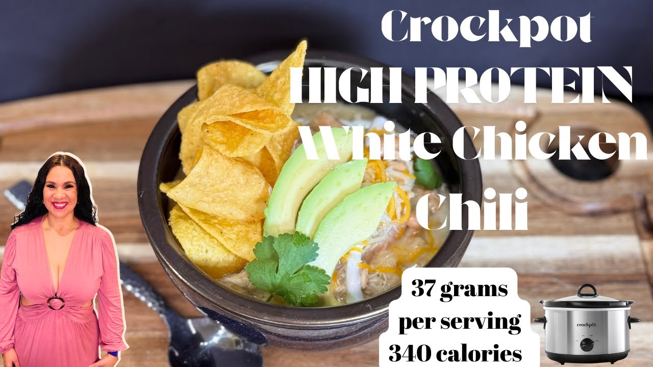 This White Chicken Chili Has 37g Protein! Only 340 Calories !  💪 Crockpot Recipe 