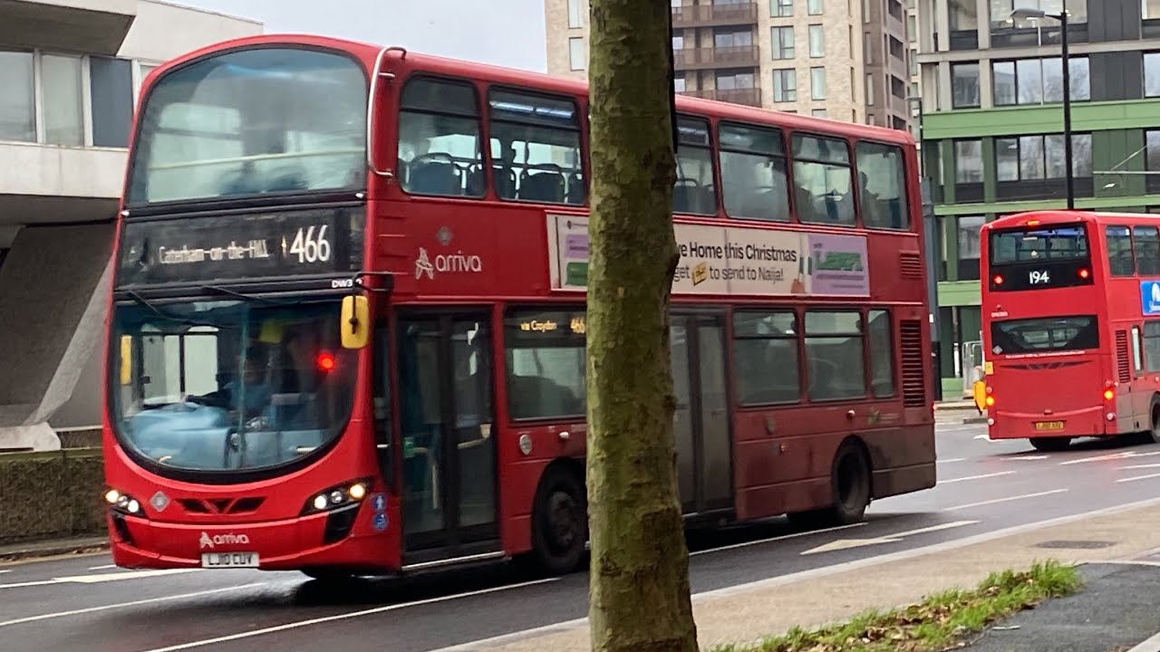 VDL DB300 Wright Gemini 2 Arriva London DW310 LJ10CUV Route 466 Caterham-on-the-hill