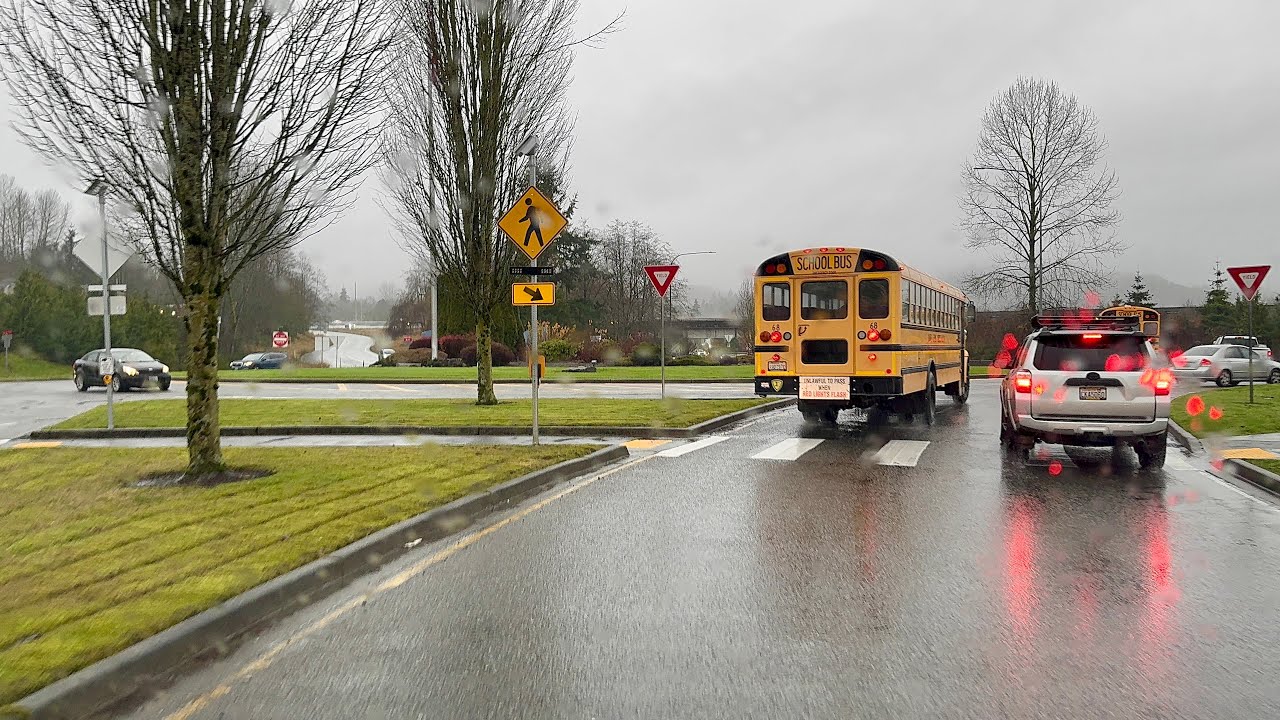 Washington state : raining day in the roads of snohomish