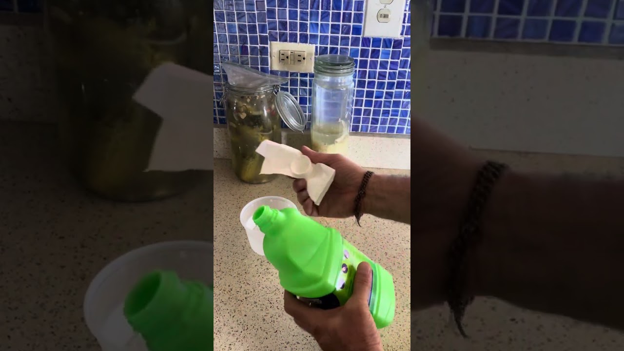 Refill a Swiffer Wet Jet bottle. How to. 2 methods in under 10 seconds.