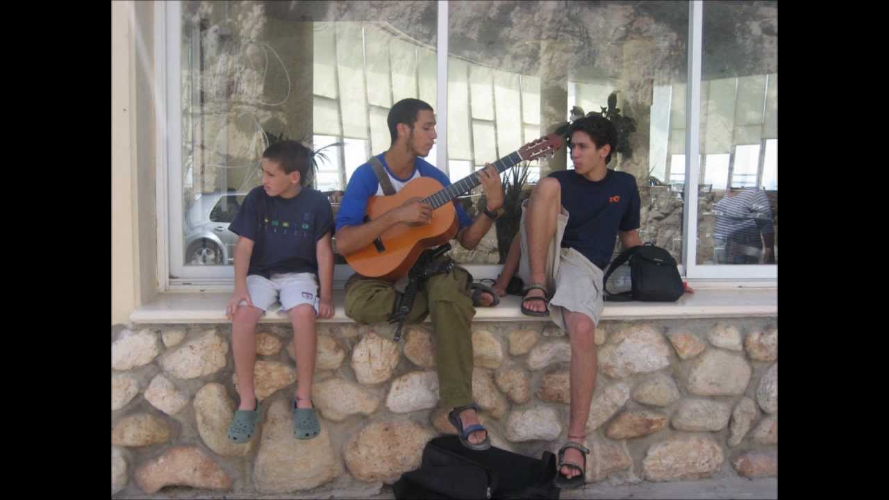 האחים בן-עזרא - מחרוזת שירים של אמא