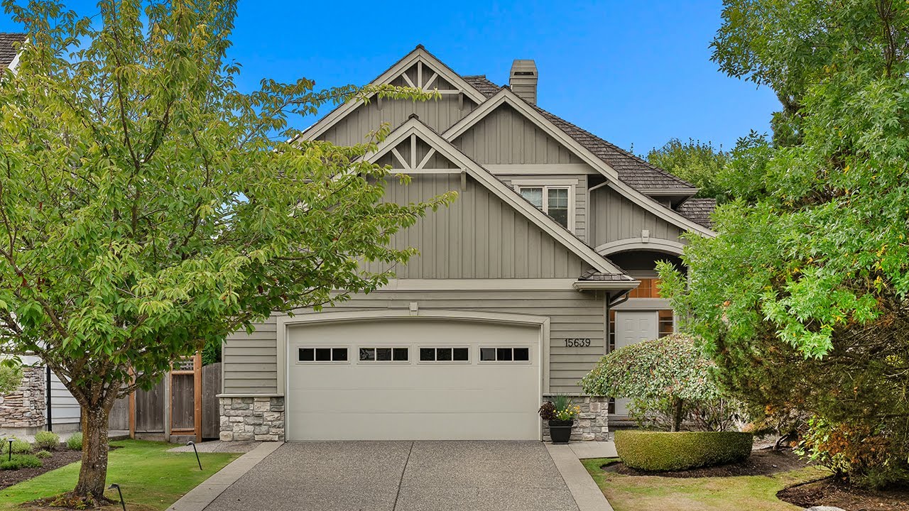 FOR SALE 15639 37A Avenue, South Surrey, British Columbia (MLS R3043203)