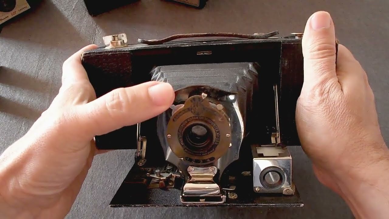 Kodak 2A Folding Pocket Brownie (1910-1915)