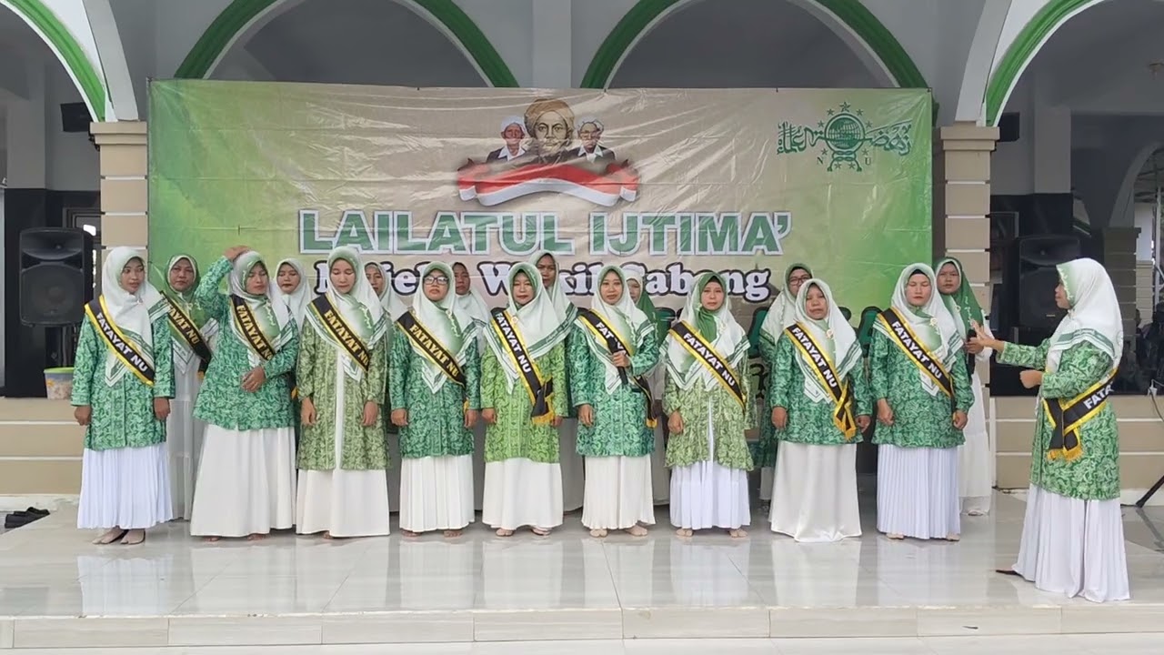 Penampilan PAC Fatayat NU Haurgeulis - Mars Yalal Wathon