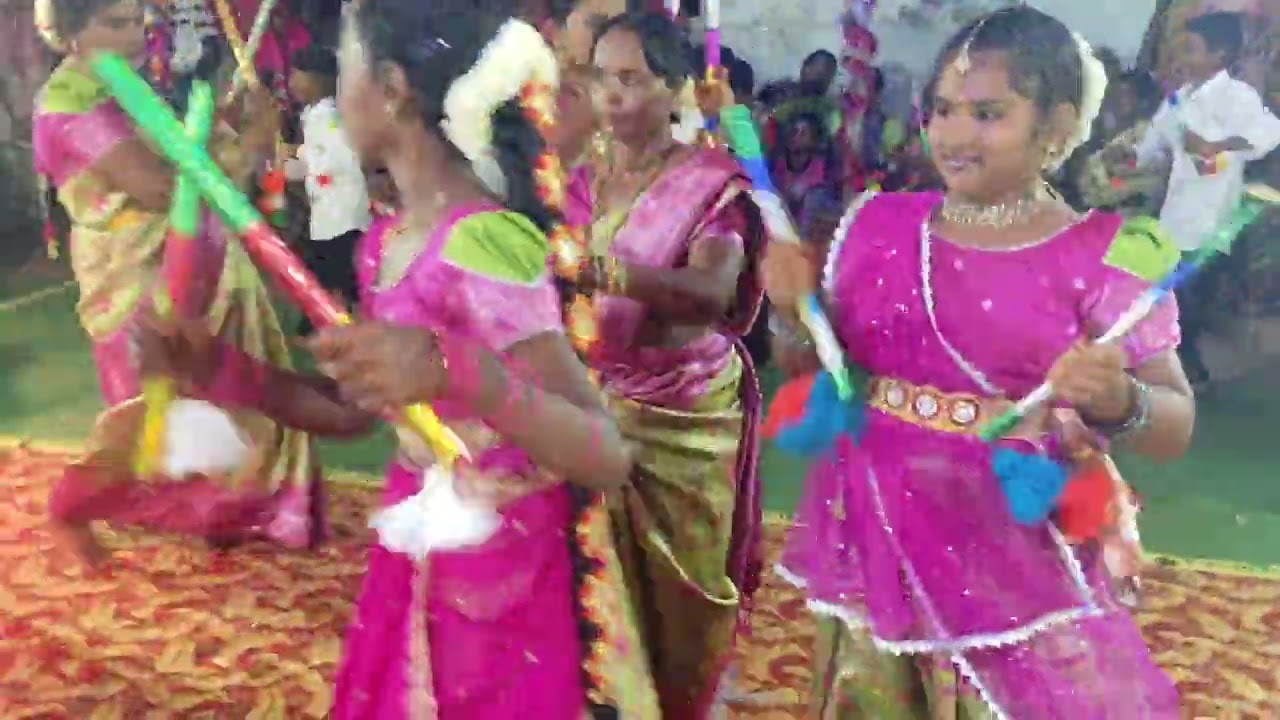 సుబ్బారెడ్డి కోలాటం మైదుకూరు నారాయణపల్లి గజ్జల పూజలో ఎంట్రీ సాంగ్ తో మా బృందం