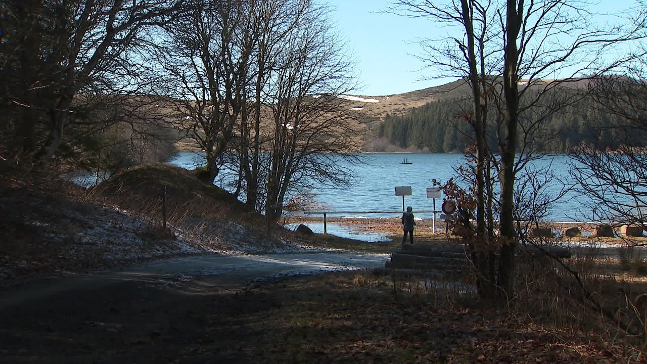 Randonnée : à la découverte des lacs de Bourdouze et Montcineyre (Puy-de-Dôme)