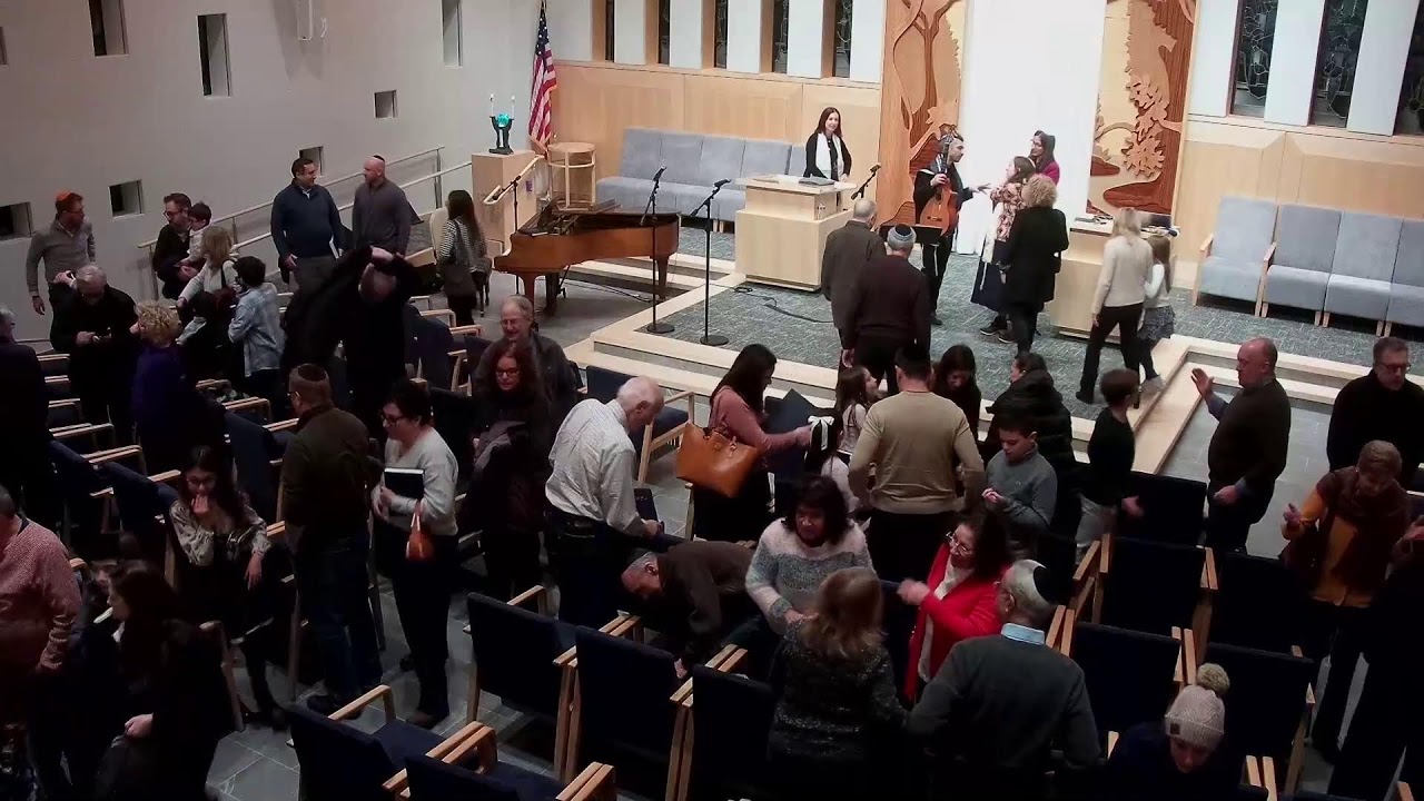 Shabbat Shirah with Noah Aronson & JJP Siddur Ceremony