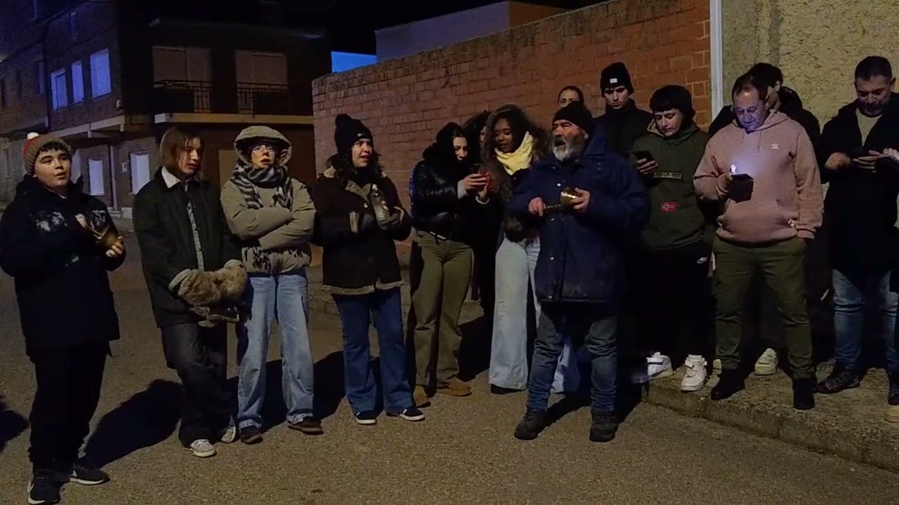 Castrillo de Don Juan (Palencia). Cantando los Reyes 2026 (1)