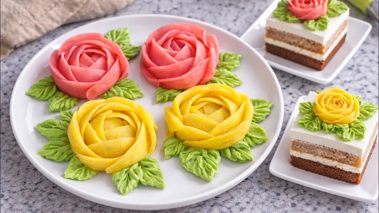ورد تزيين التورتة من غير عجينة سكر ولا كريمة زبدة 😱 مش بيسيح وبتتمسك بالإيد | Cake Roses