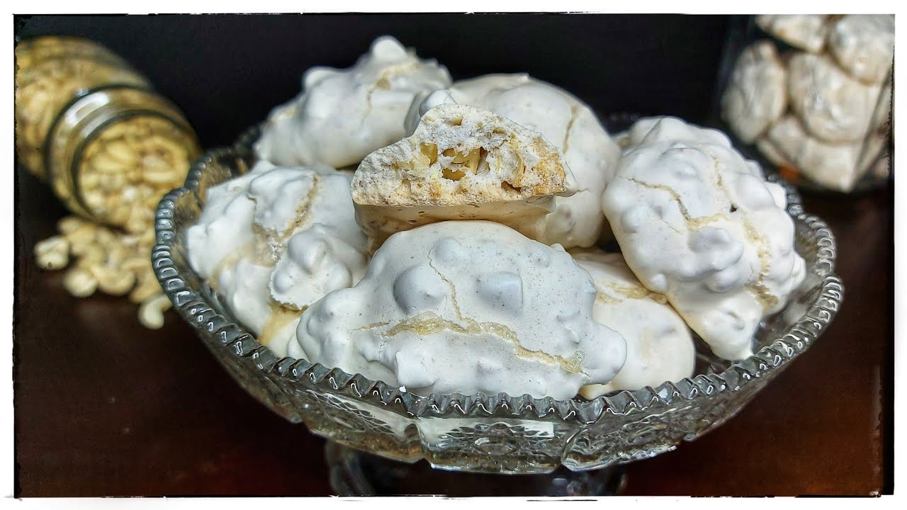 Perfect Mangalorean Cashew Macaroons/Cashew Macroons/Macaroons without cream of tartar/ Pots&treats