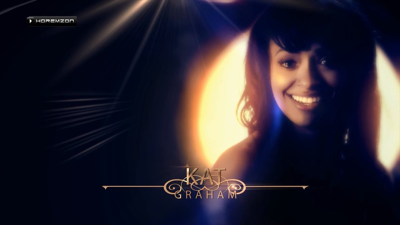 THE VAMPIRE DIARIES - PICTURES OF YOU (4x19) OPENING CREDITS