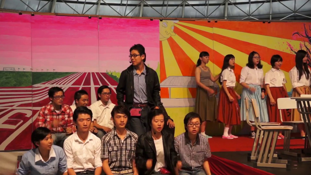 I FILM THE CLOUDS - Sino Canada High School 2011-14 Documentary