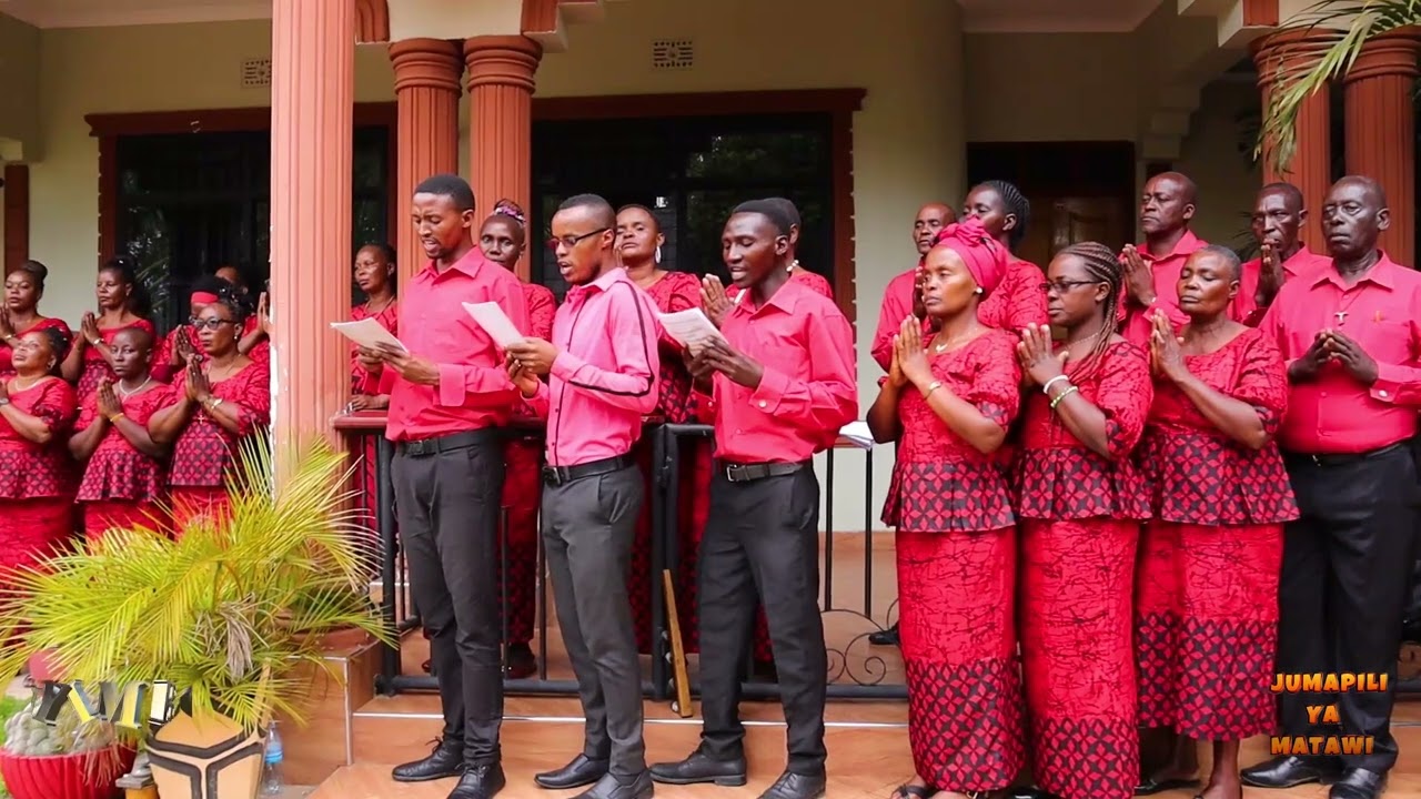 MUNGU WANGU MBONA UMENIACHA - B minor scale by John Mgandu