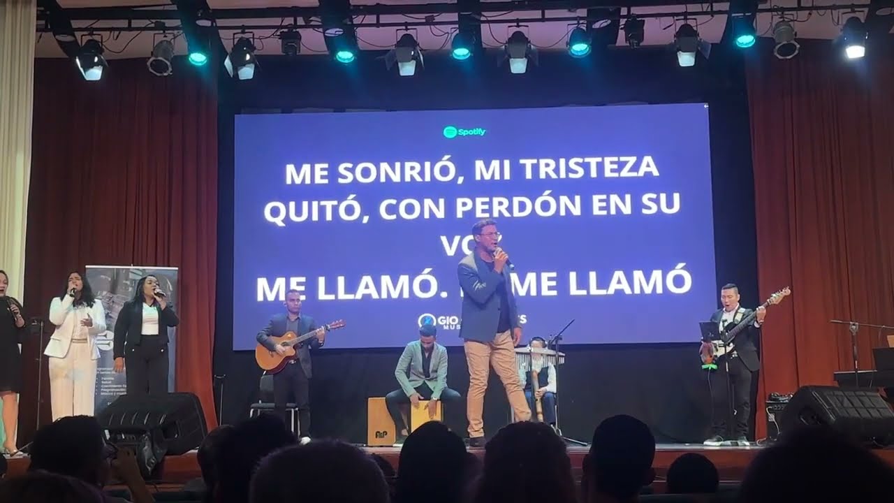 Cuando Dios Corrió - Gio Granobles (En Vivo  Barranquilla)