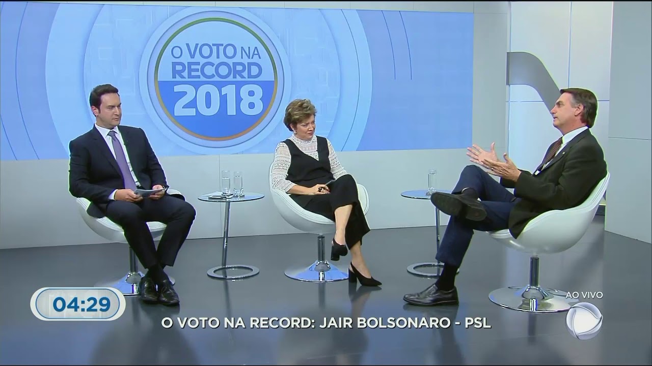 Bolsonaro é o entrevistado da Record TV