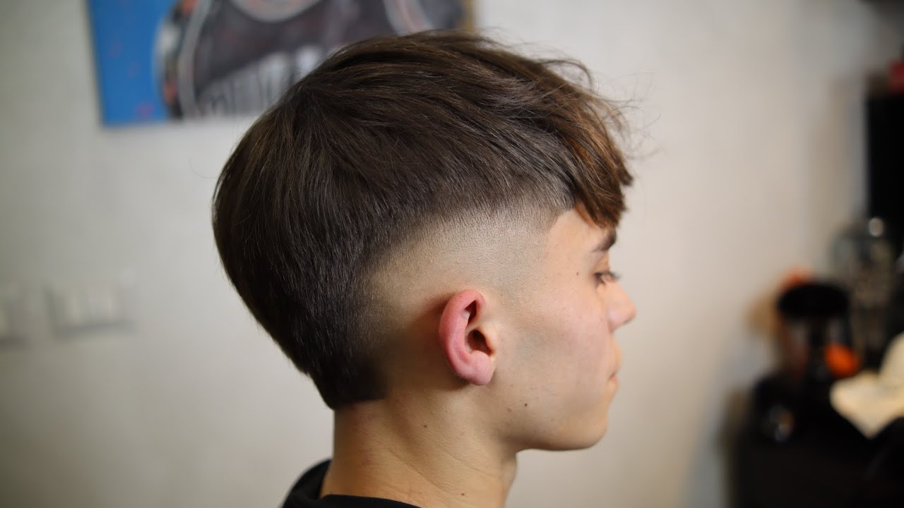 Il taglio del 2022 (TUTORIAL burst fade/mohawk)