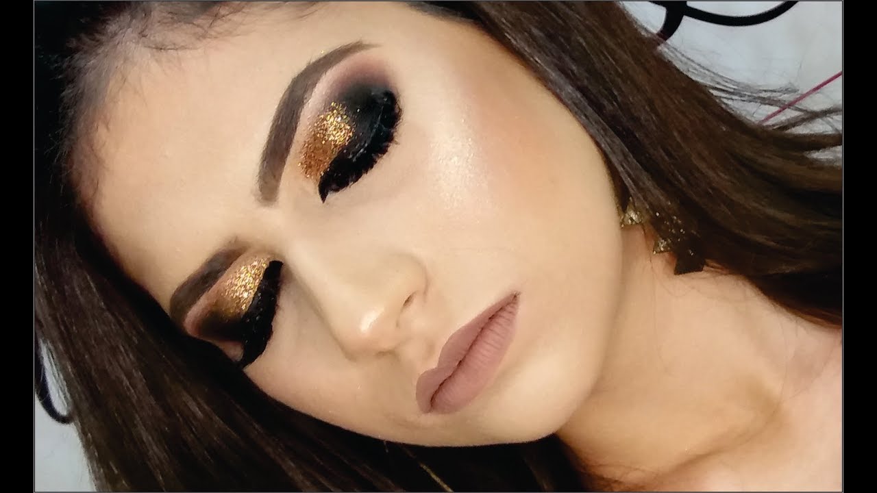 MAKE COM GLITTER DOURADO | MAQUIANDO CLIENTE